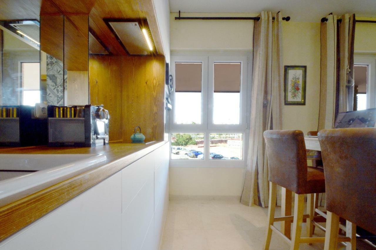 Moderno Apartamento Frente A La Playa Y El Centro Apartment Almeria Luaran gambar